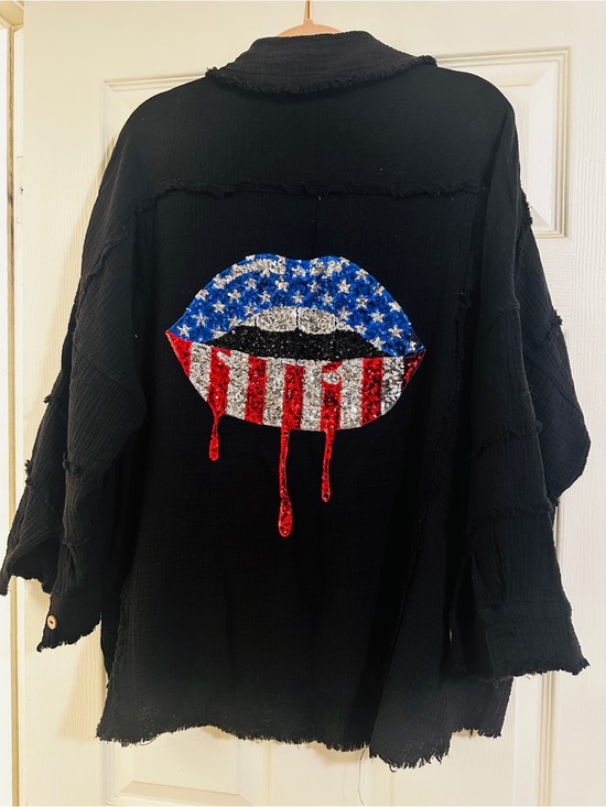 Fantastic Fawn Tops - Fantastic Fawn Black Button-Front Women’s Shirt Jacket